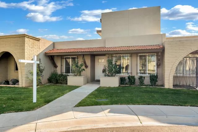 MLS: 6022202 Condo For Sale