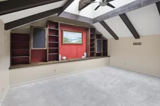 Photo #6: 6022215 Listing