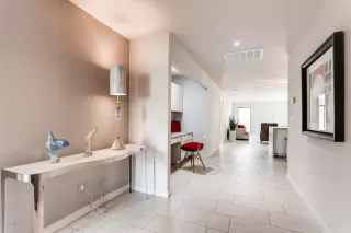 Photo #1: 6022410 Listing