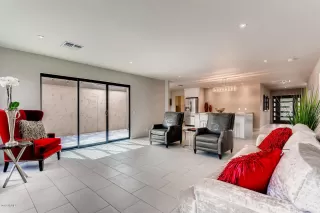 Photo #3: 6022410 Listing