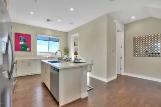 Photo #5: 6022446 Listing 