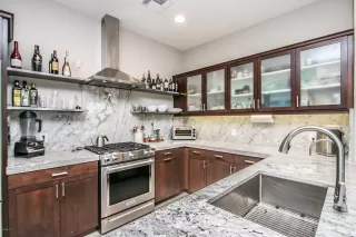 Photo #5: 6022501 Listing 