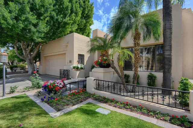 MLS: 6022696 Condo For Sale