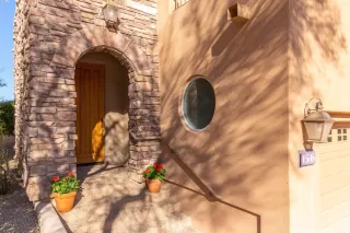 Photo #3: 6022873 Listing