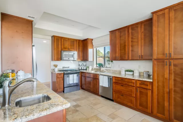 MLS: 6022905 Condo For Sale