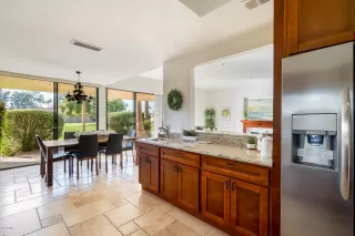 Photo #5: 6022905 Listing