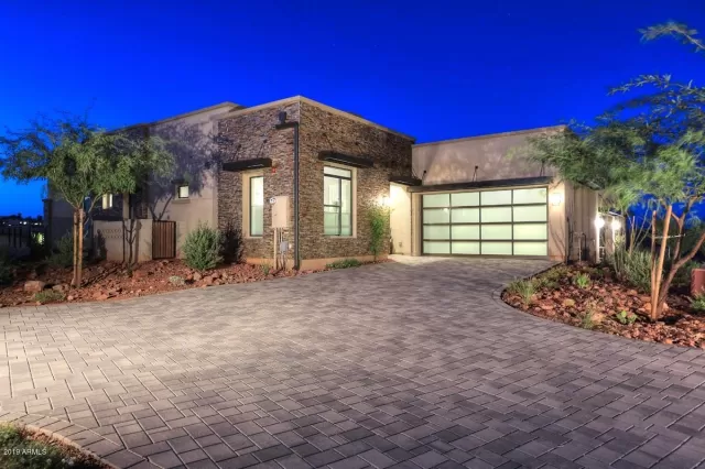 MLS: 6022918 Condo For Sale