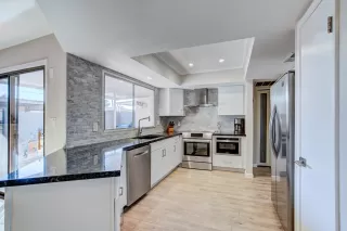 Photo #1: 6022925 Listing 