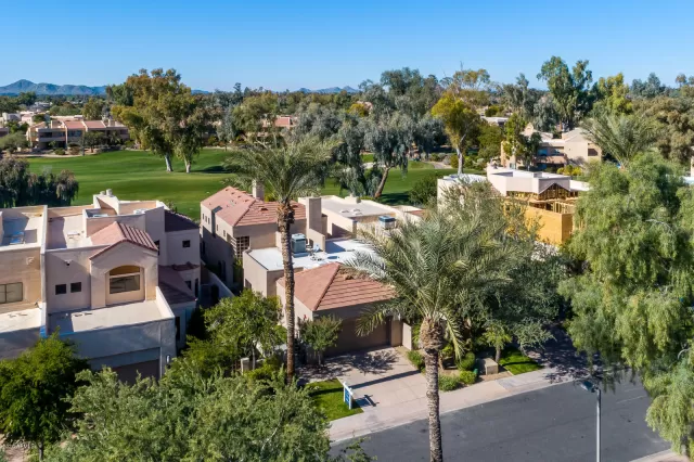 MLS: 6023178 Condo For Sale