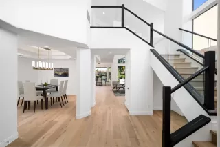 Photo #5: 6023178 Listing