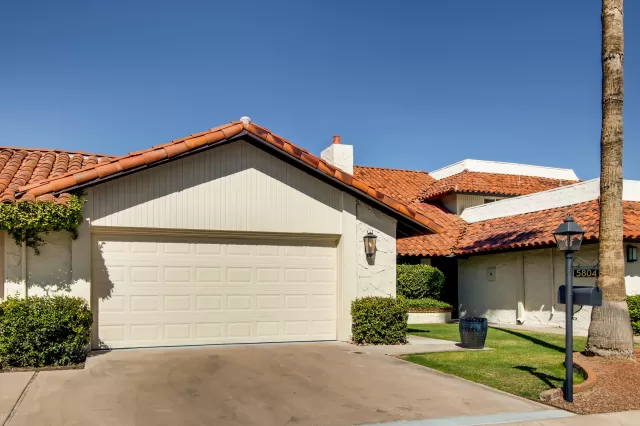 MLS: 6023251 Condo For Sale