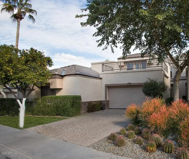 MLS: 6023493 Condo For Sale