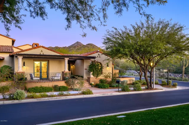 MLS: 6023671 Condo For Sale