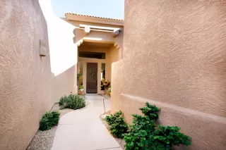 Photo #4: 6023827 Listing