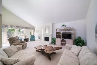 Photo #4: 6023897 Listing 