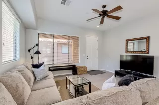 Photo #6: 6023927 Listing