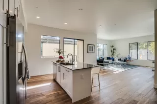 Photo #4: 6023945 Listing 