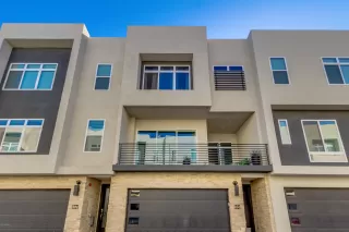 Photo #1: 6024024 Listing 