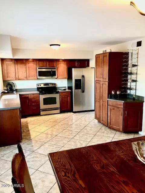 MLS: 6024120 Condo For Sale