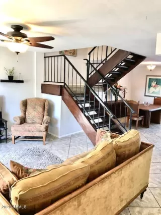 Photo #3: 6024120 Listing