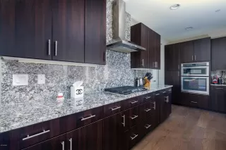 Photo #4: 6024382 Listing 