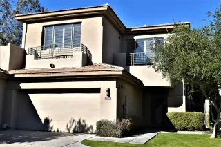 Photo #5: 6024408 Listing