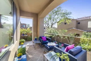 Photo #4: 6024425 Listing