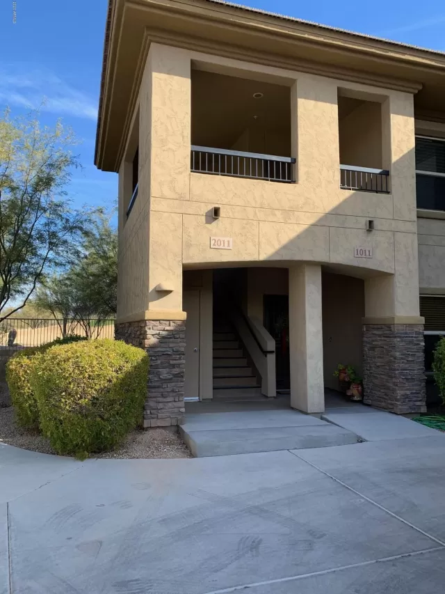 MLS: 6024552 Condo For Sale