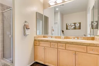 Photo #4: 6024595 Listing