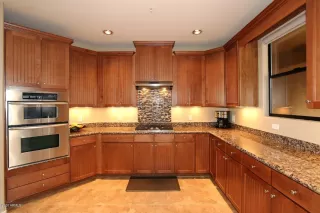 Photo #3: 6024707 Listing