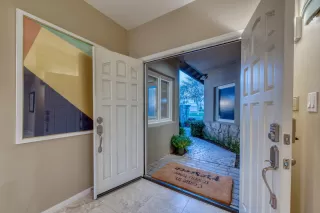 Photo #5: 6024913 Listing 
