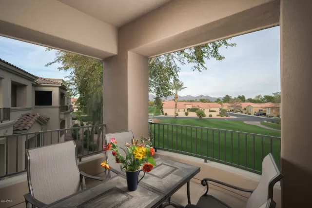 MLS: 6025071 Condo For Sale