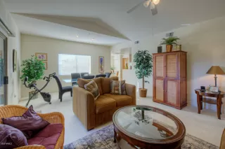 Photo #5: 6025094 Listing 