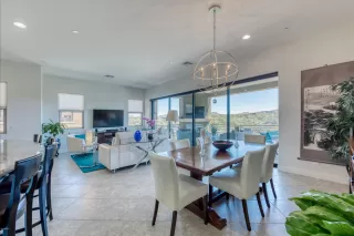 Photo #5: 6025117 Listing 