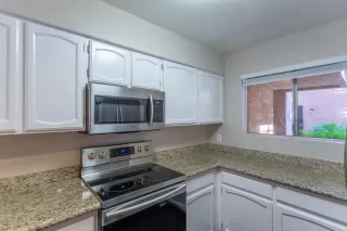 Photo #5: 6025130 Listing 