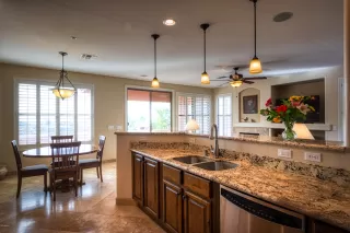 Photo #1: 6025162 Listing 