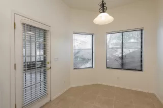 Photo #5: 6025463 Listing