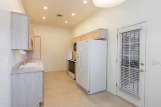 Photo #6: 6025463 Listing