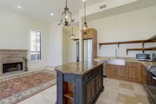 Photo #6: 6025535 Listing