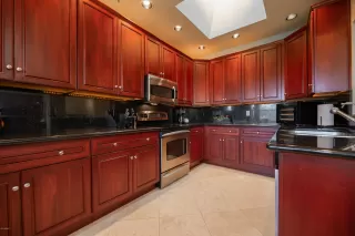 Photo #5: 6025541 Listing