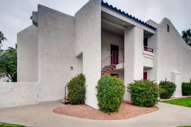 MLS: 6025574 Condo For Sale