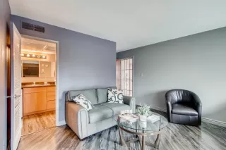 Photo #4: 6025574 Listing 