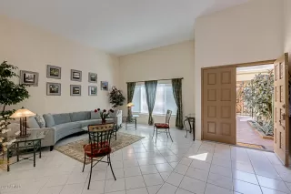 Photo #4: 6025837 Listing