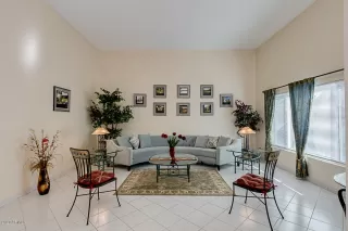 Photo #5: 6025837 Listing