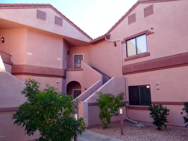 MLS: 6025967 Condo For Sale