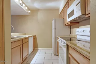 Photo #3: 6026040 Listing