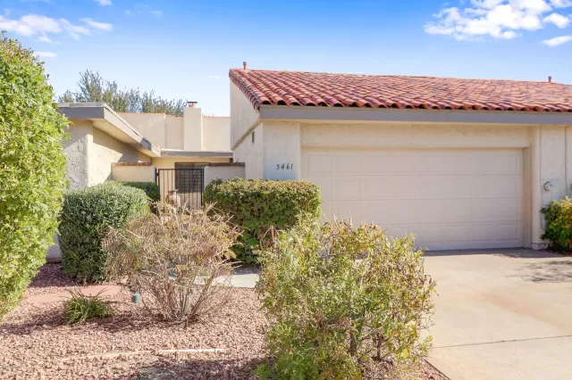 MLS: 6026619 Condo For Sale