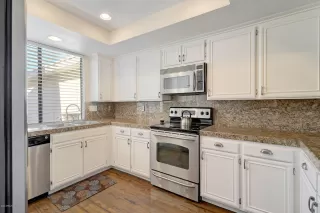 Photo #3: 6026619 Listing