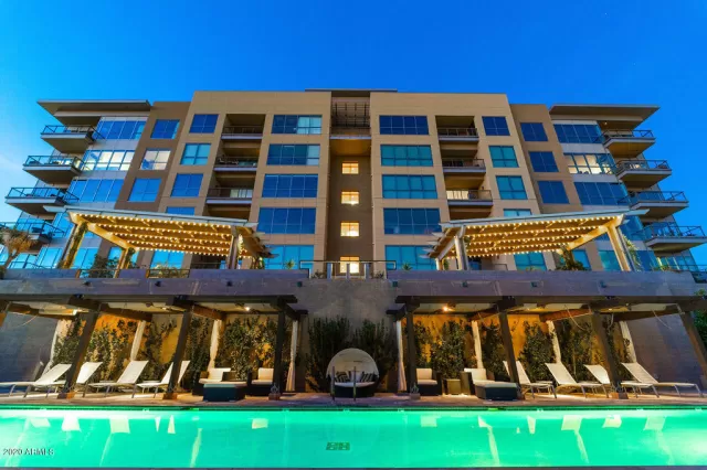 MLS: 6026806 Condo For Sale