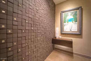 Photo #4: 6026806 Listing